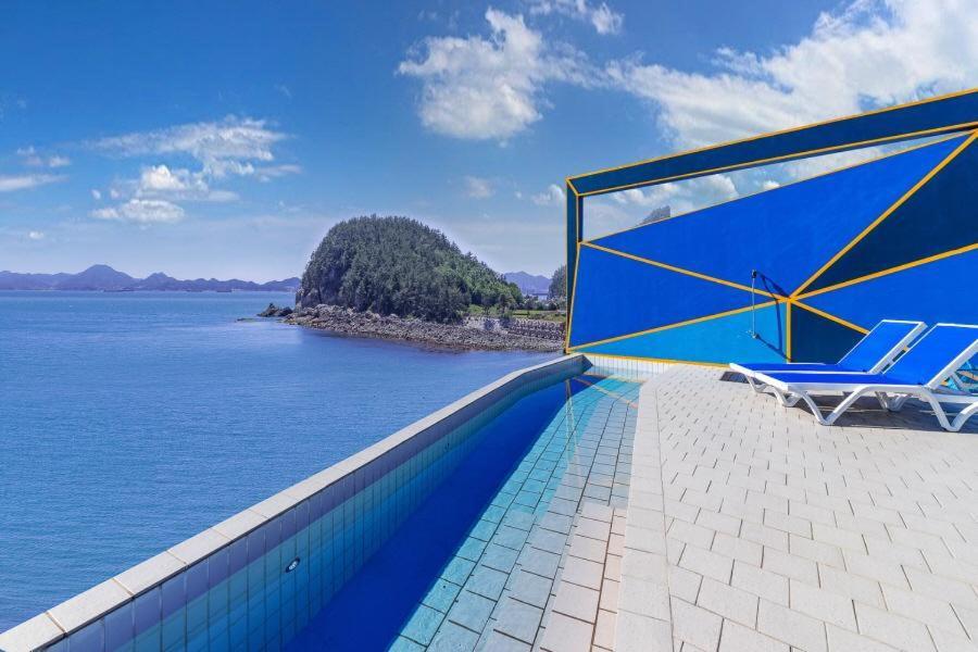 Namhae Pumda Pool Villa Pension Room photo