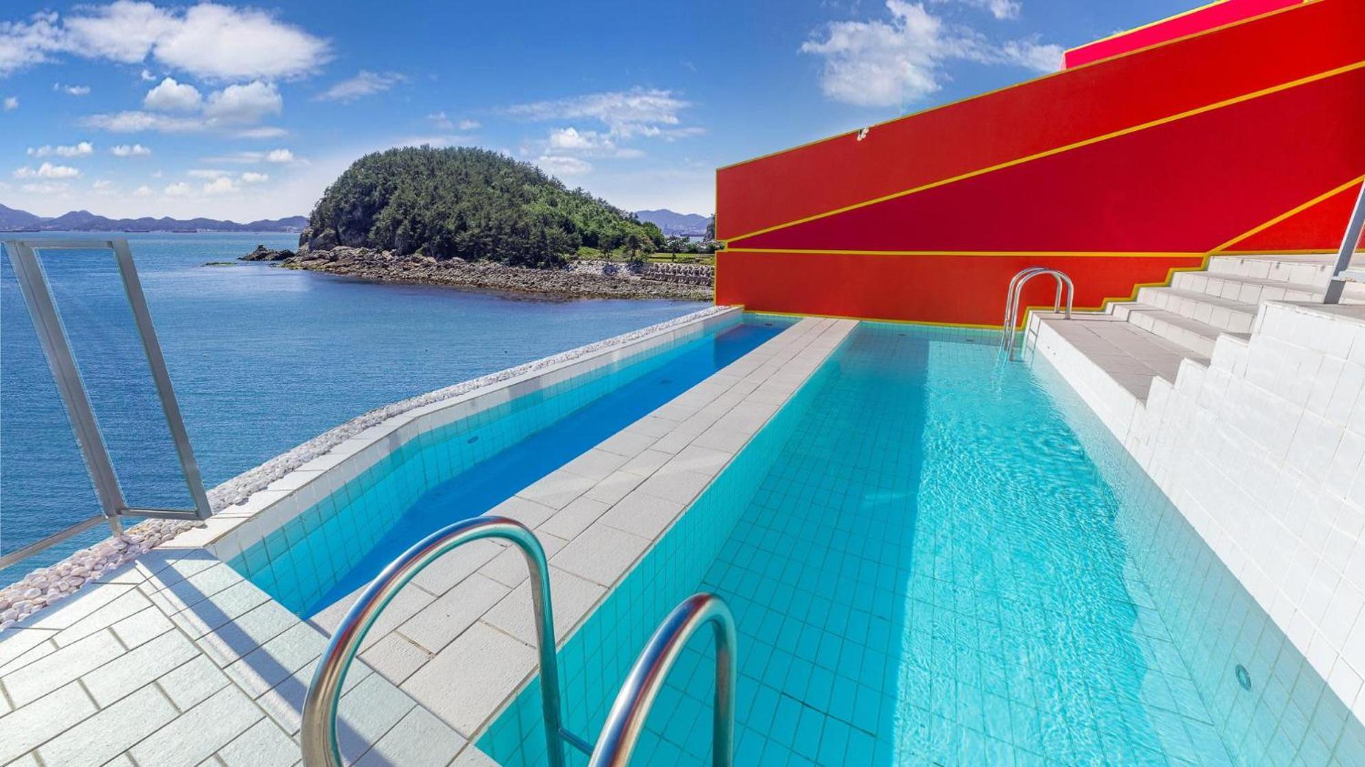 Namhae Pumda Pool Villa Pension Room photo